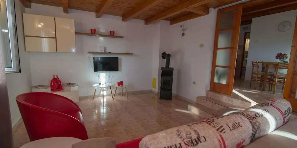 Apartment In Veli Losinj 36590