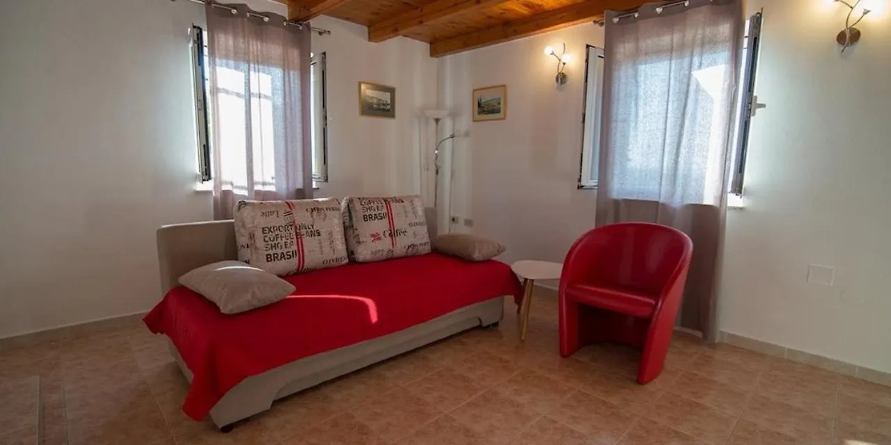 Apartment In Veli Losinj 36590